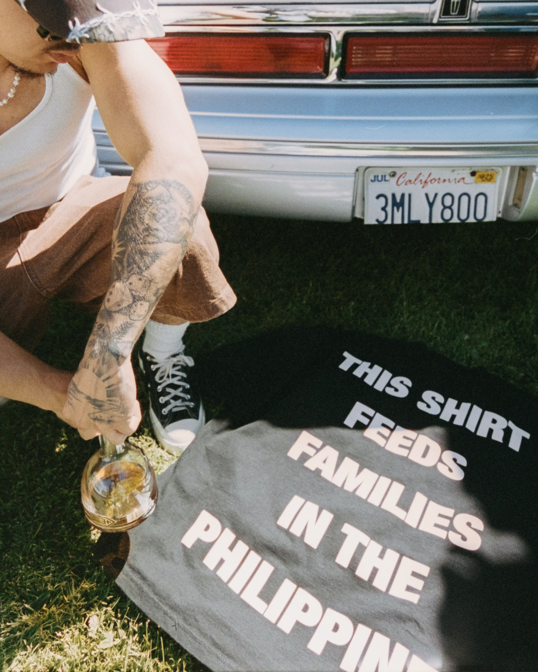 FEED THE STREETS OVERSIZED TEE (BLACK)
